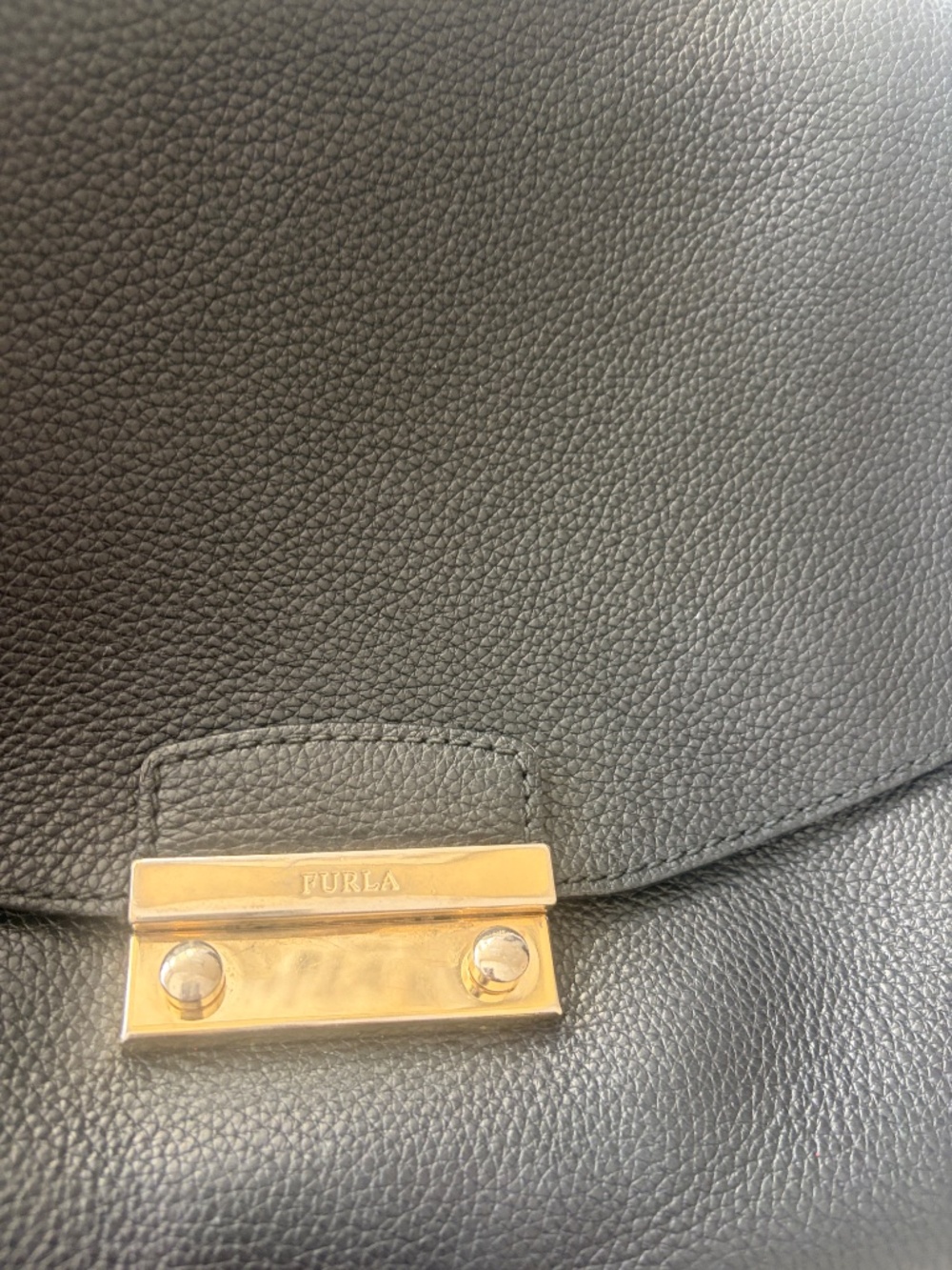 Furla Julia Medium Black Leather Shoulder Bag - Picture 5 of 15